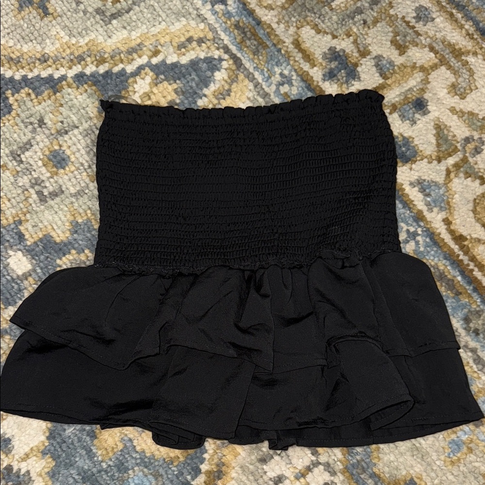 TCEC Black Ruffled Mini Skirt